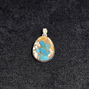 Spiny Oyster Arizona Turquoise Pendant #993